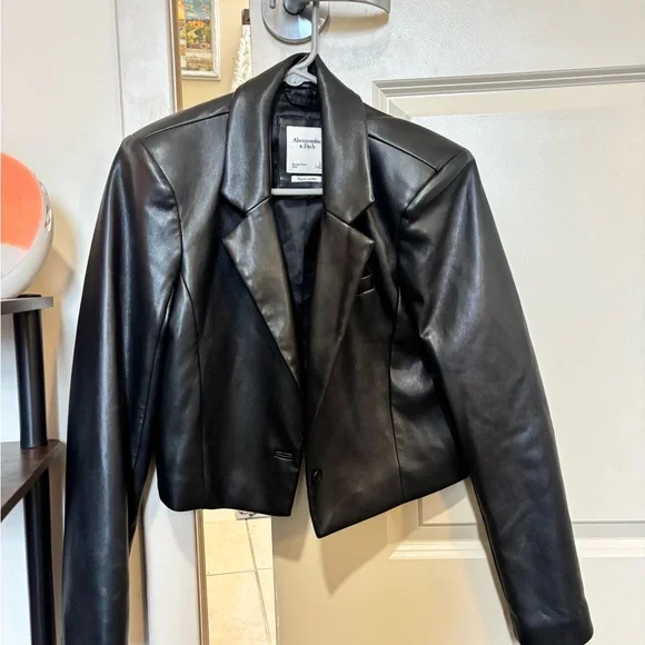 Abercrombie black leather jacket - Picture 2 of 3